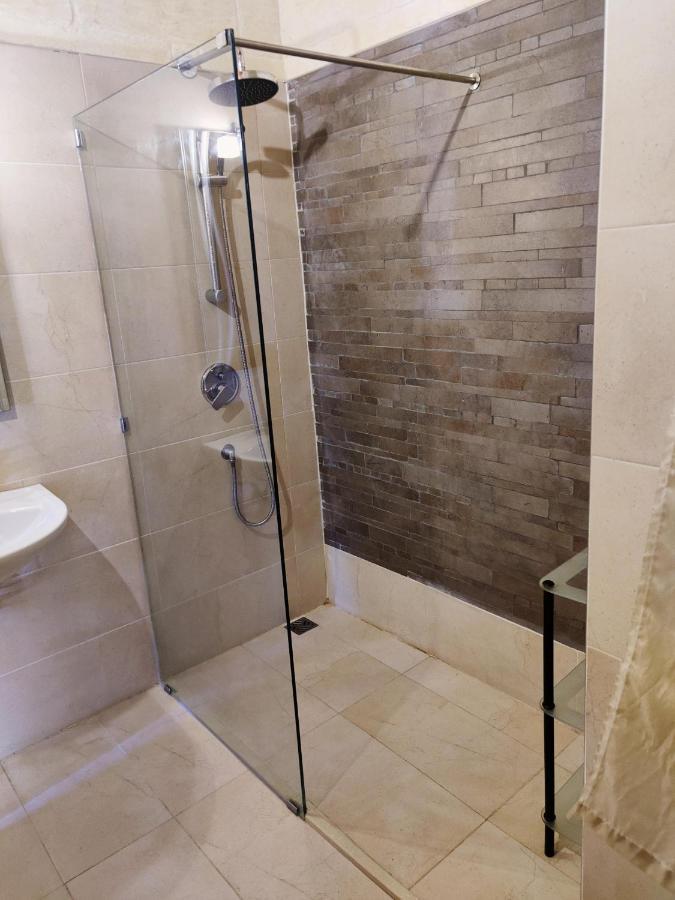 Rosehill Bed And Breakfast Xagħra Екстериор снимка