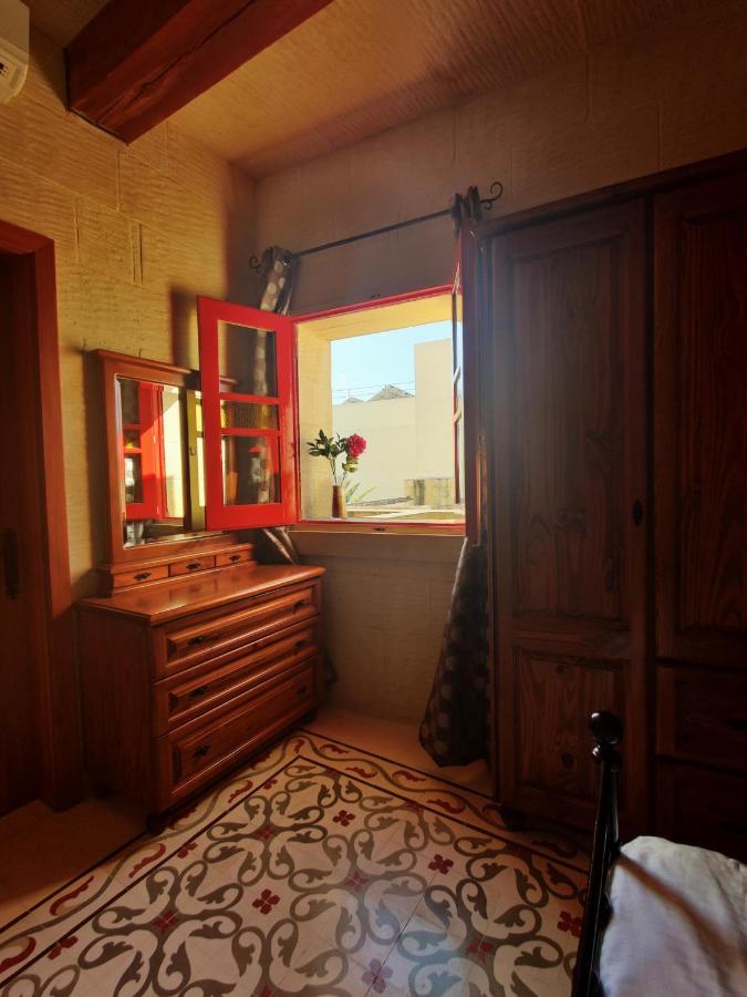 Rosehill Bed And Breakfast Xagħra Екстериор снимка